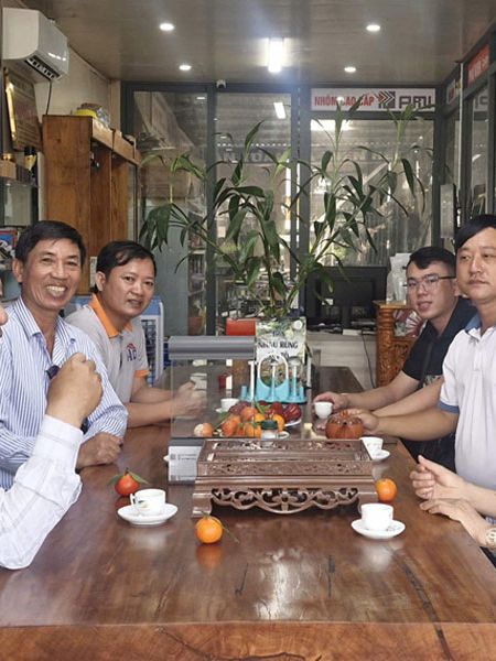 Ban điều hành HHTXD Vũng Tàu-Hồ Chí Minh thăm doanh nghiệp Hội viên: CÔNG TY TNHH TM-DV TIN HỌC VIỄN THÔNG ANH HUY