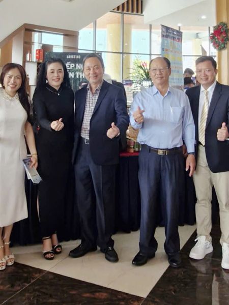 Chủ tịch Hội Thầu Xây Dựng VT - HCM ông CAO VĂN SƠN đến dự đại hội Hiệp Hội Doanh Nghiệp Nhỏ và Vừa HCM