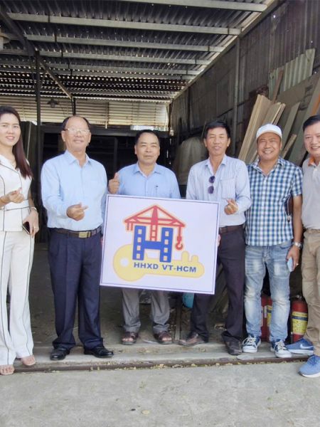 Ban điều hành Hội Thầu Xây Dựng VT-HCM thăm CÔNG TY TRÁCH NHIỆM HỮU HẠN SẢN XUẤT VIỆT MỸ